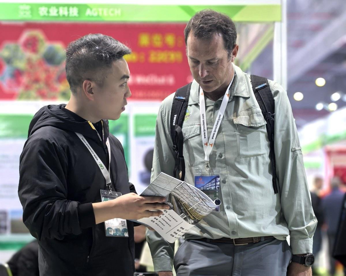 Project discussion for greenhouse growing system quotation